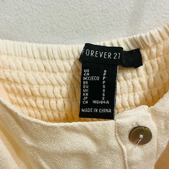 Ivory buttoned high-slit maxi dress - Picture 3 of 8